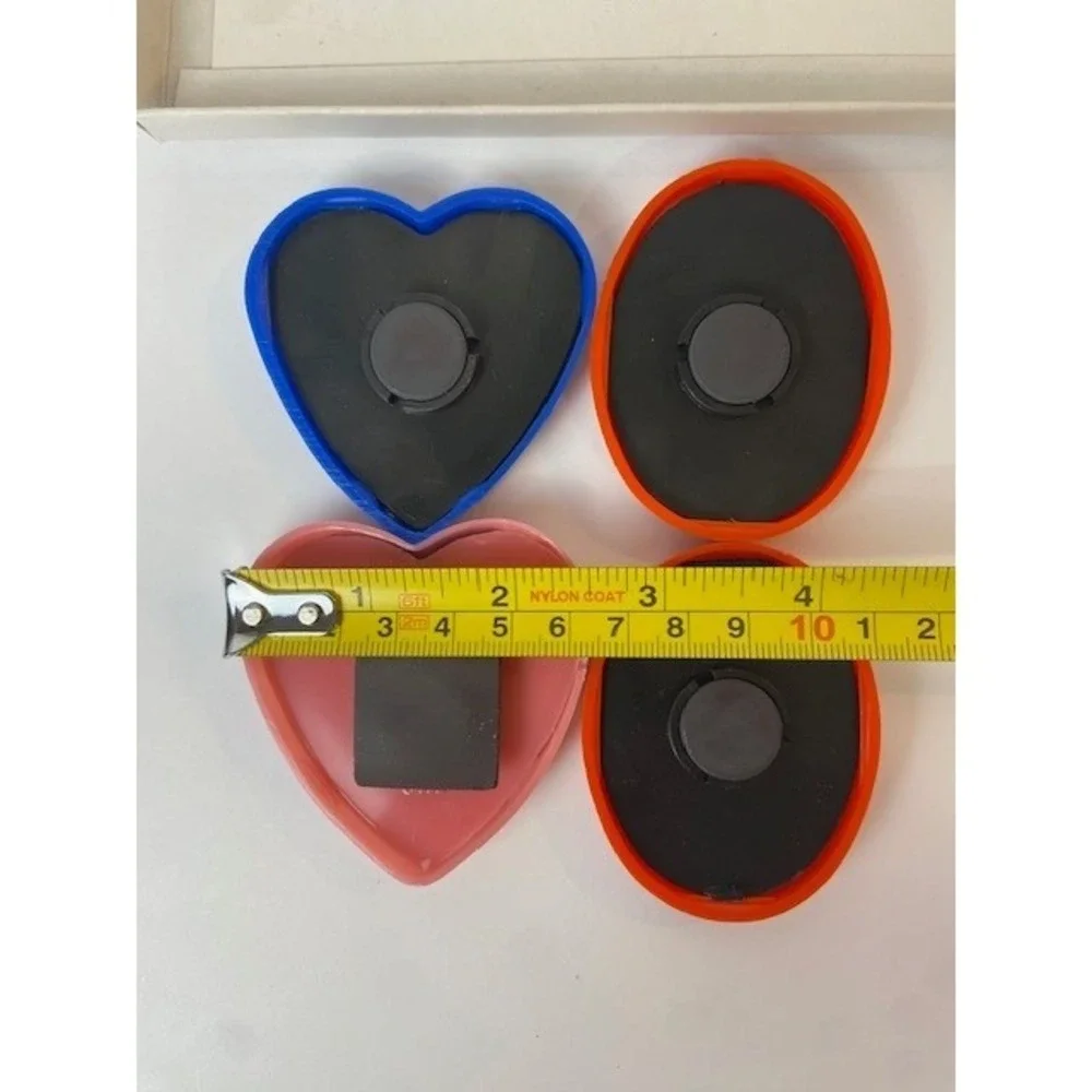 Vintage 1983 WA Stratford Magnetic Photo Frames Set of 4 Heart Oval Retro Decor